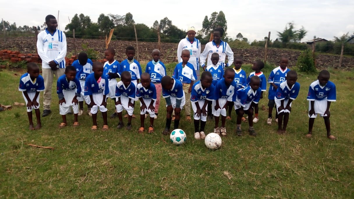 BVCB shirts in Tanzania en Kenia.
