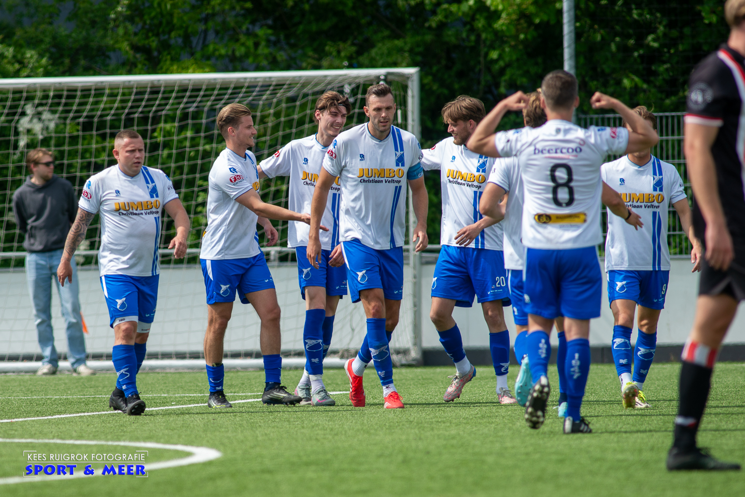 “Van droom naar realiteit: BVCB 4 stormt de bekerfinale binnen”