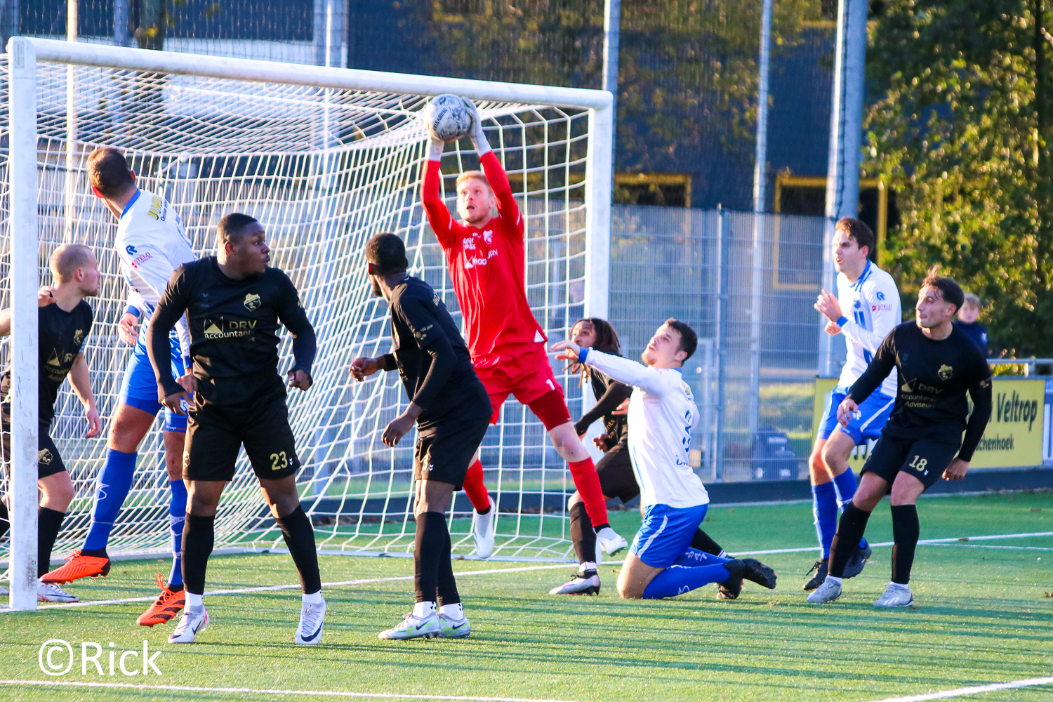 BVCB verpulvert hekkensluiter met historische winst